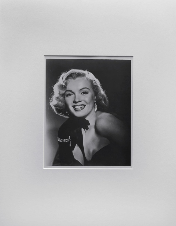 Marilyn Monroe Vintage Mounted Photograph - Sophisticated Smile